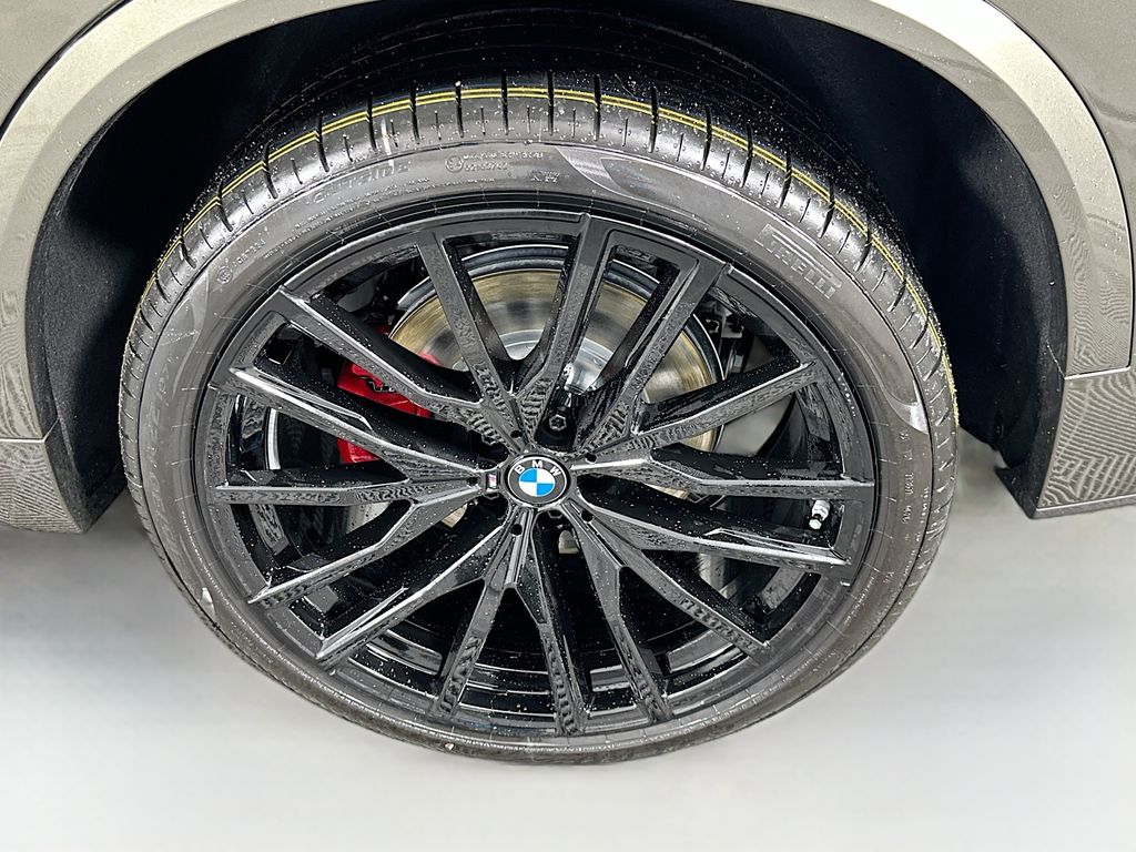 Thumbnail: 2026 BMW X5 - 23