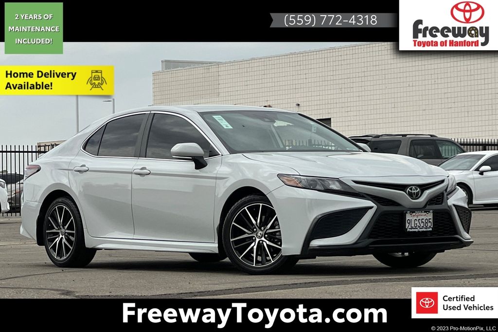 2024 Toyota Camry SE FWD