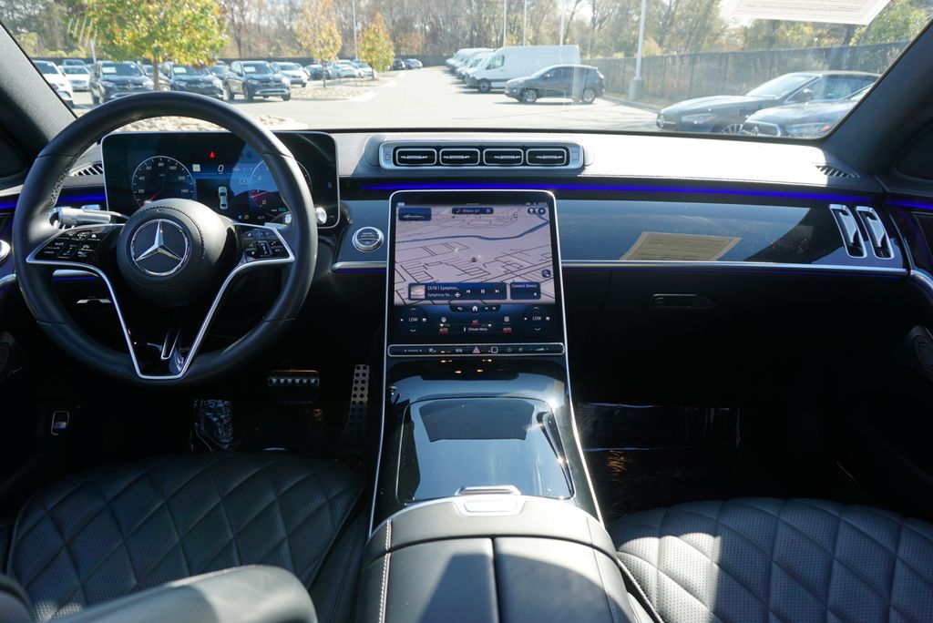 Thumbnail: 2022 Mercedes-Benz S-Class - 17