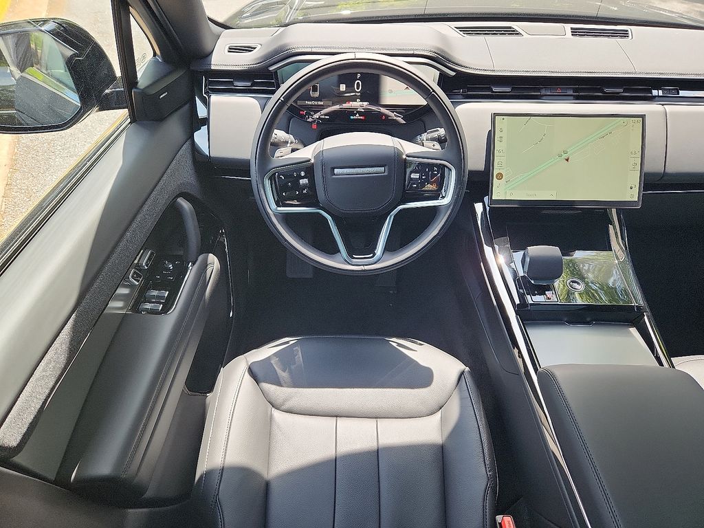 2025 Land Rover Range Rover Sport  10