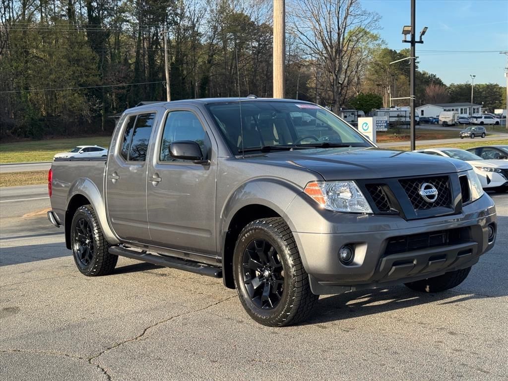 2018 Nissan Frontier SV V6 Crew Cab