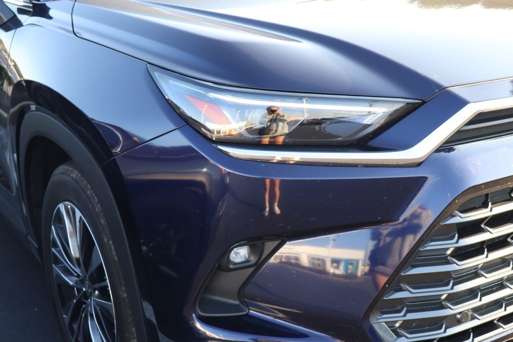 Thumbnail: 2025 Toyota Grand Highlander - 4