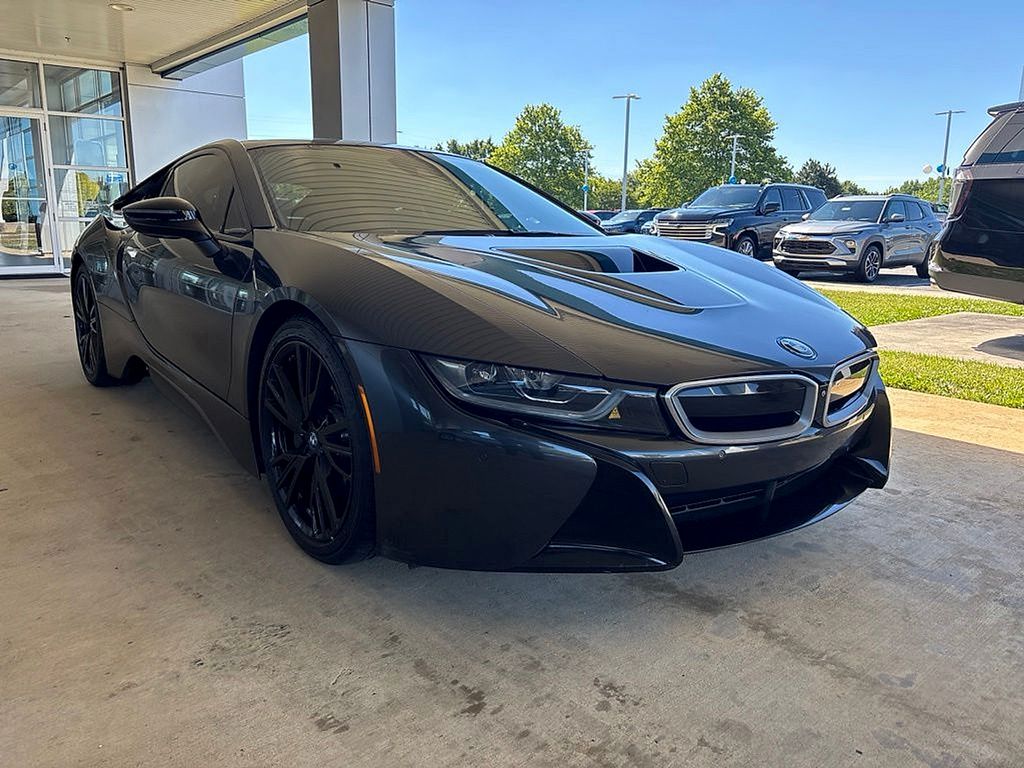Gray Metallic 2017 BMW i8 Coupe AWD Coupe All-Wheel Drive 6-Speed Automatic