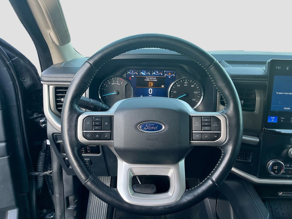 Used 2024 Black Ford XLT image 11