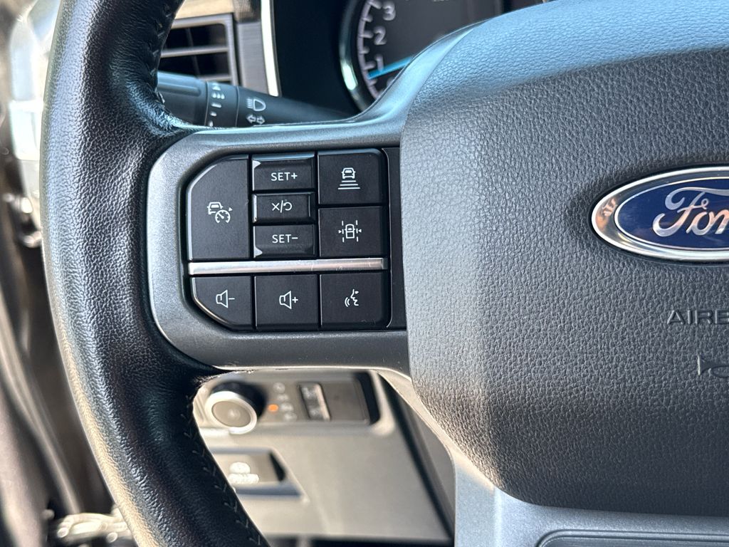 Used 2022 Gray Ford XLT image 16