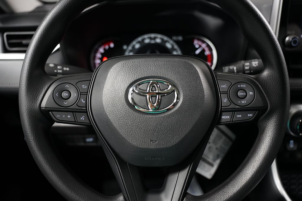 Thumbnail: 2025 Toyota RAV4 - 12