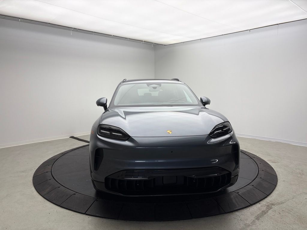 Thumbnail: 2026 Porsche Cayenne - 10
