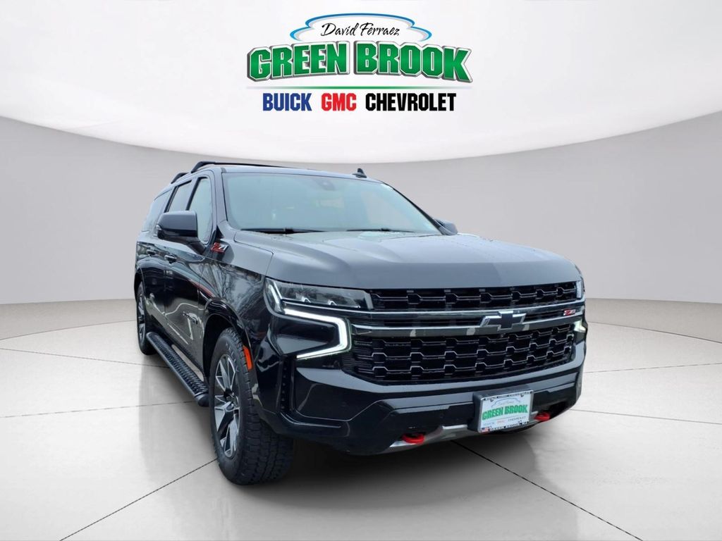 Black 2021 Chevrolet Suburban Z71 4WD SUV / Crossover Four-Wheel Drive