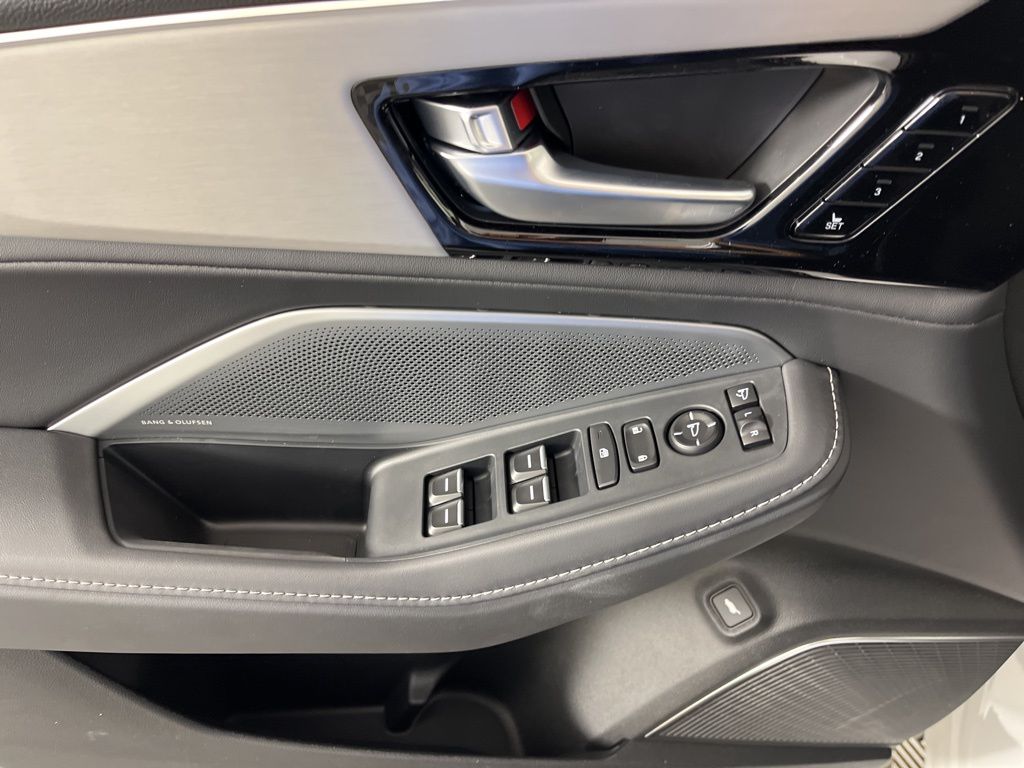 Thumbnail: 2026 Acura MDX - 29