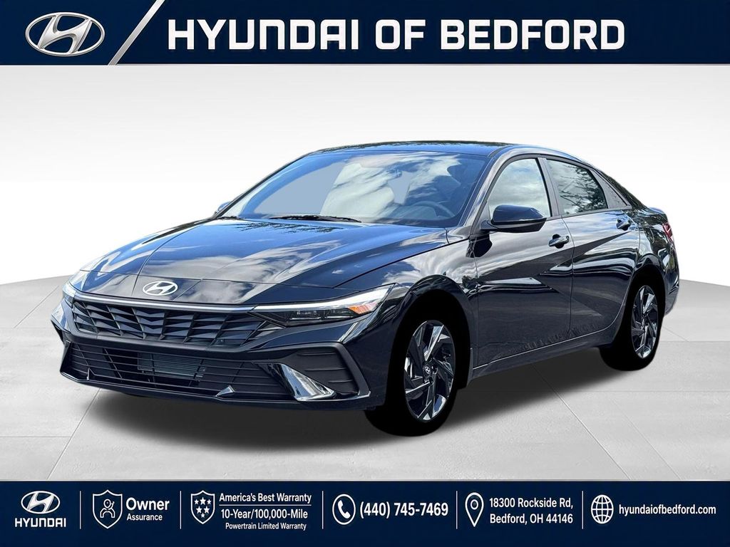 Abyss Black 2026 Hyundai Elantra Sedan Front-Wheel Drive Continuously Variable Transmission