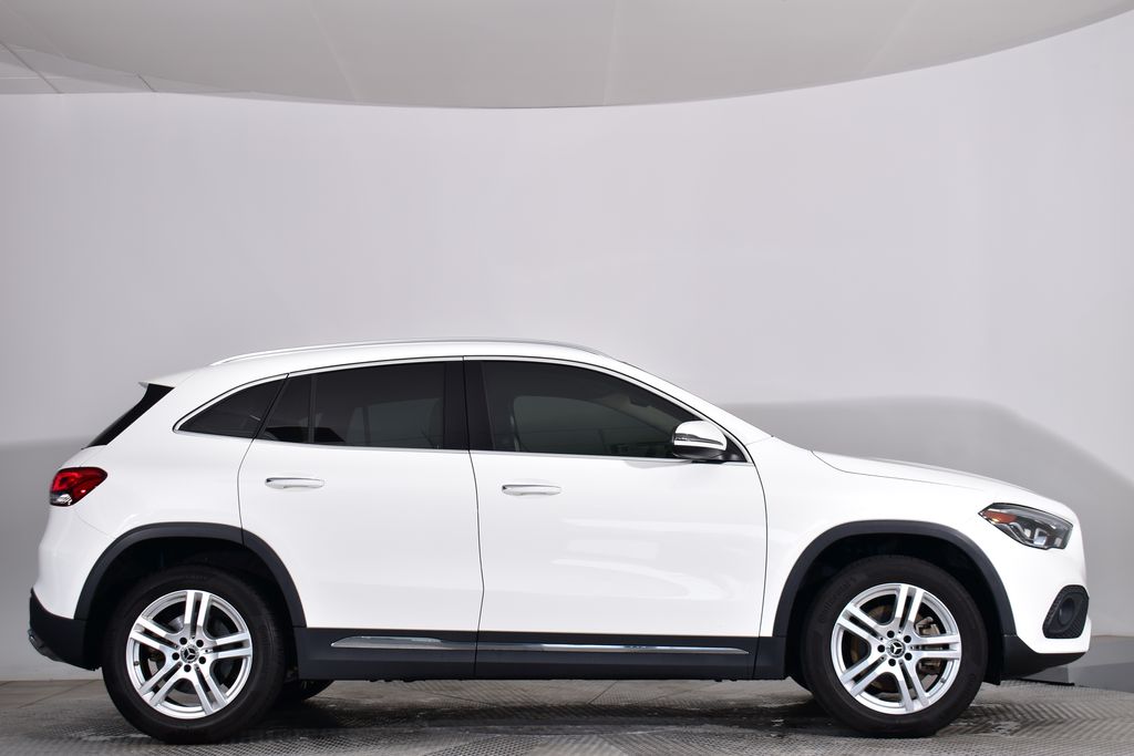 Thumbnail: 2022 Mercedes-Benz GLA - 6