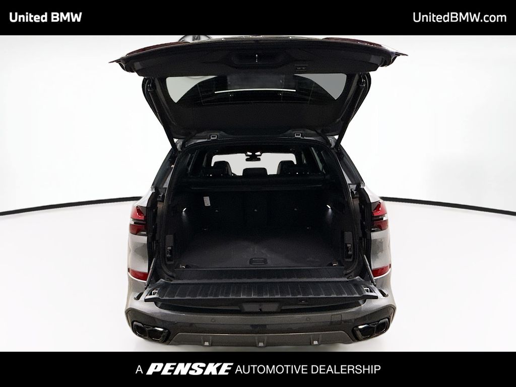 Thumbnail: 2026 BMW X5 - 14
