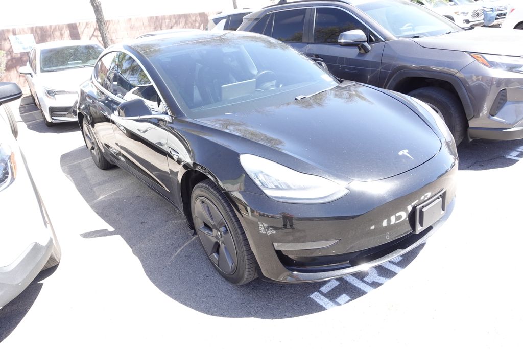 2020 Tesla Model 3 Standard Range Plus's photo