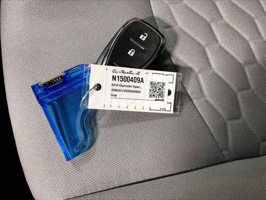 2019 Chevrolet Equinox — photo 31