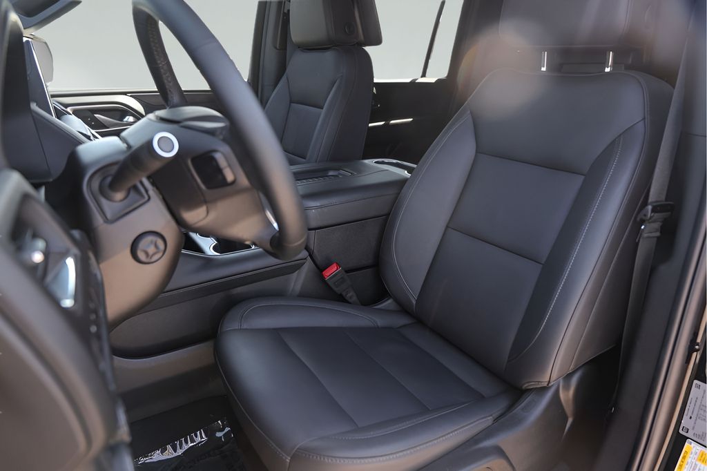 Used Car 2024 Chevrolet Suburban  Z71 For Sale Under $70,000 In Austin, Texas