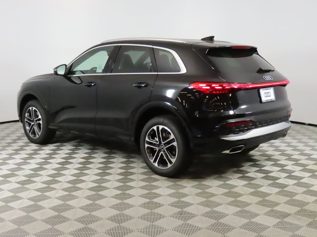 Thumbnail: 2025 Audi Q5 - 3