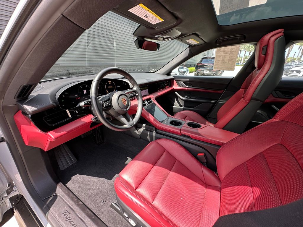Thumbnail: 2024 Porsche Taycan - 4