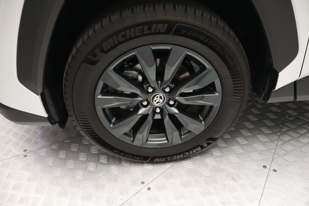 Thumbnail: 2026 Toyota RAV4 - 4