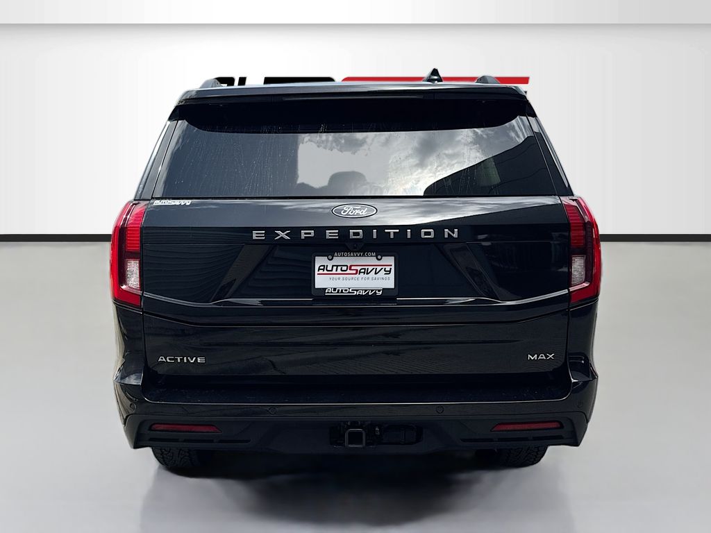 Used 2025 Black Ford Active image 6