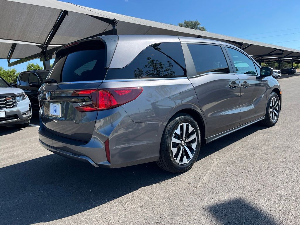 Thumbnail: 2025 Honda Odyssey - 4