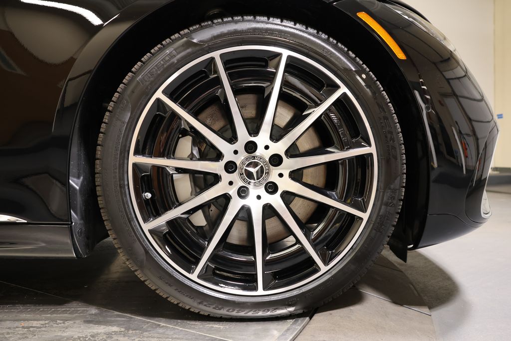 Thumbnail: 2026 Mercedes-Benz EQS - 14