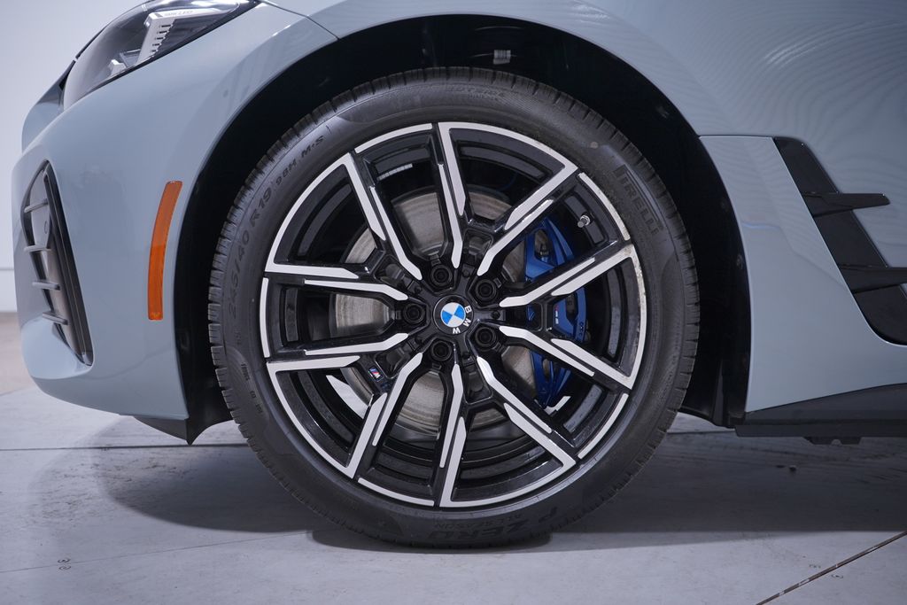 2025 BMW i4 eDrive40 2