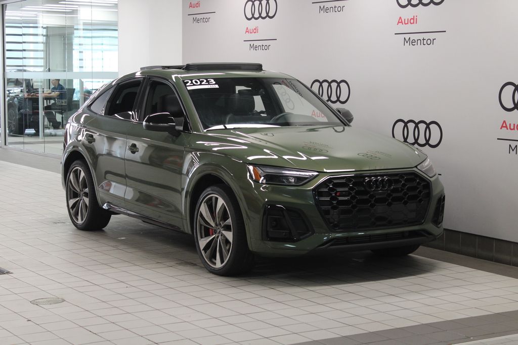 Thumbnail: 2023 Audi SQ5 - 8