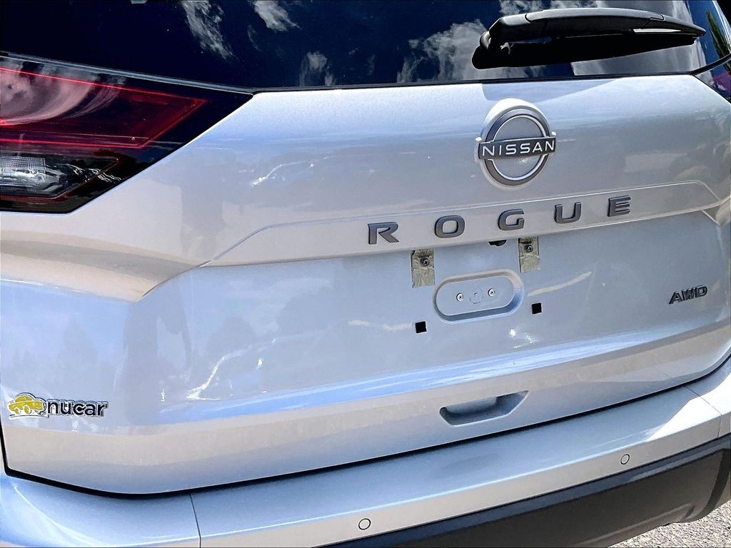 2025 Nissan Rogue — photo 27