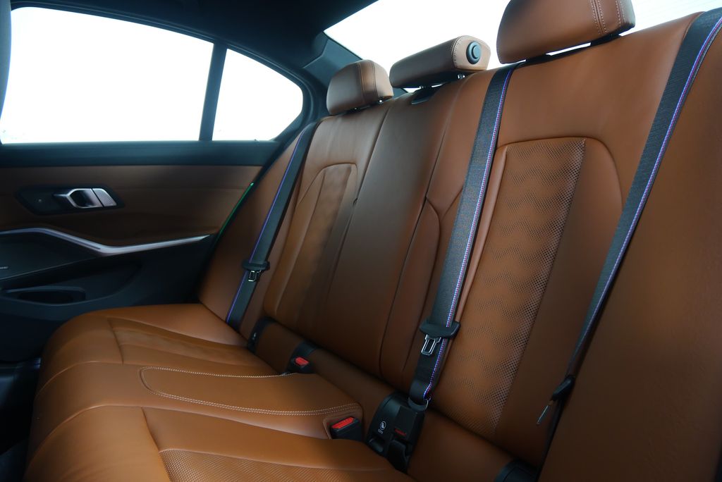 Thumbnail: 2026 BMW M3 - 18