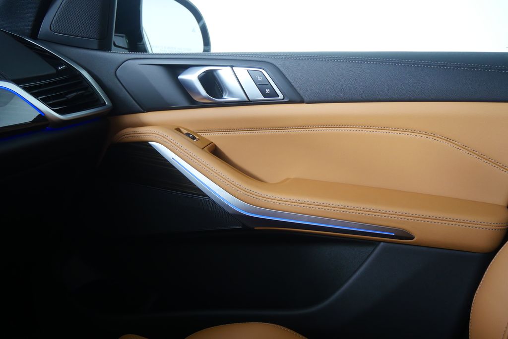 Thumbnail: 2023 BMW X5 - 28