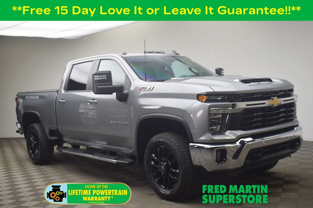 Sterling Gray Metallic 2025 Chevrolet Silverado 2500HD LT Crew Cab 4WD Pickup Truck Four-Wheel Drive Automatic