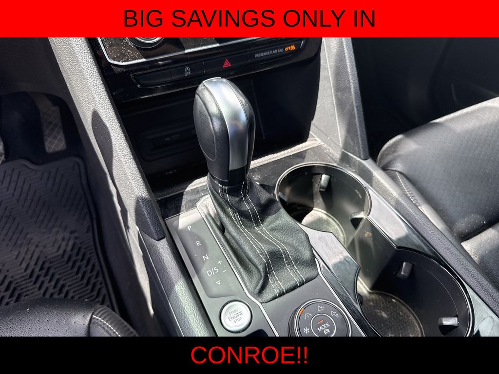 2022 Volkswagen Atlas Cross Sport 3.6L V6 SE w/Technology  at DeMontrond Auto Country
