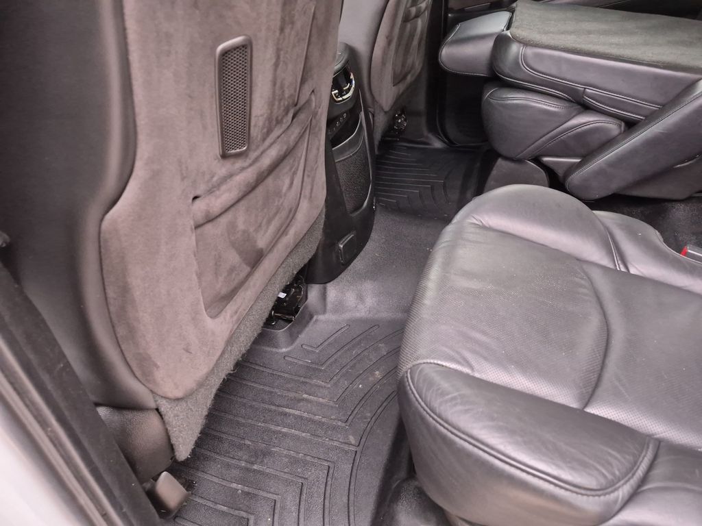 Used Car 2018 Cadillac Escalade  Platinum Edition For Sale Under $30,000 In Austin, Texas
