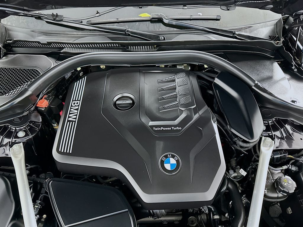 2023 BMW 5 Series 530i 31