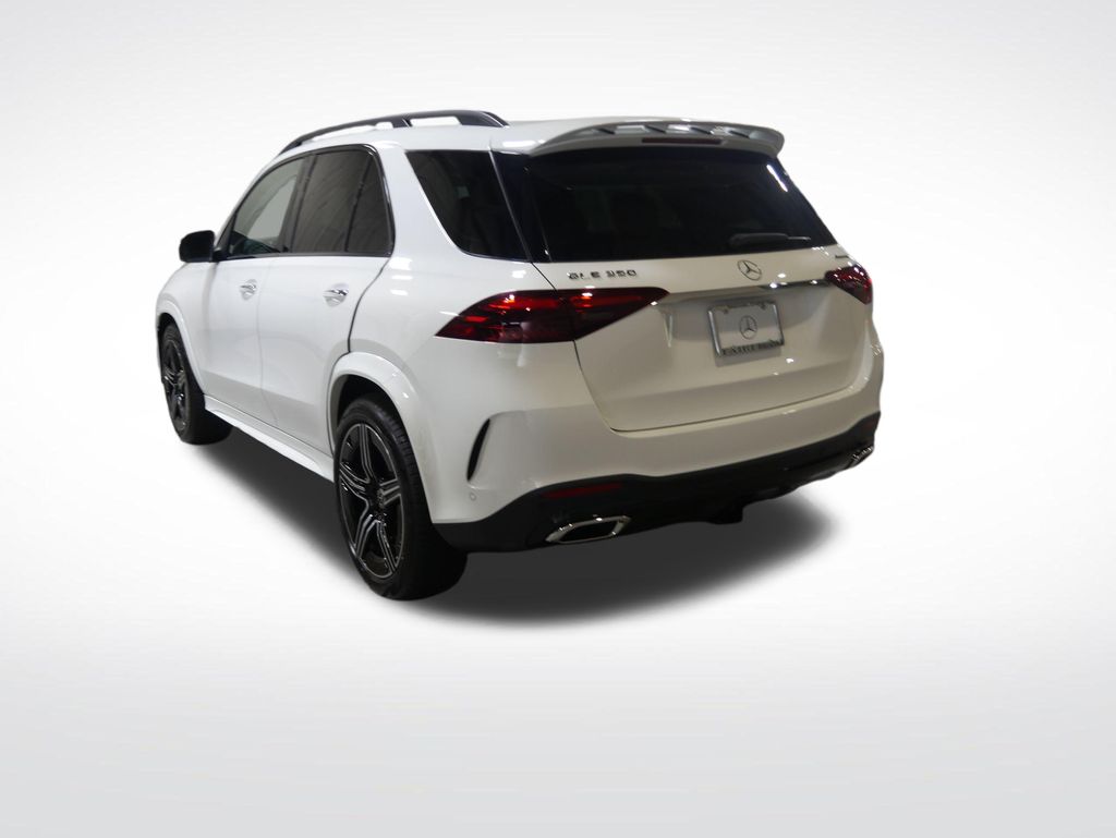 Thumbnail: 2026 Mercedes-Benz GLE - 3