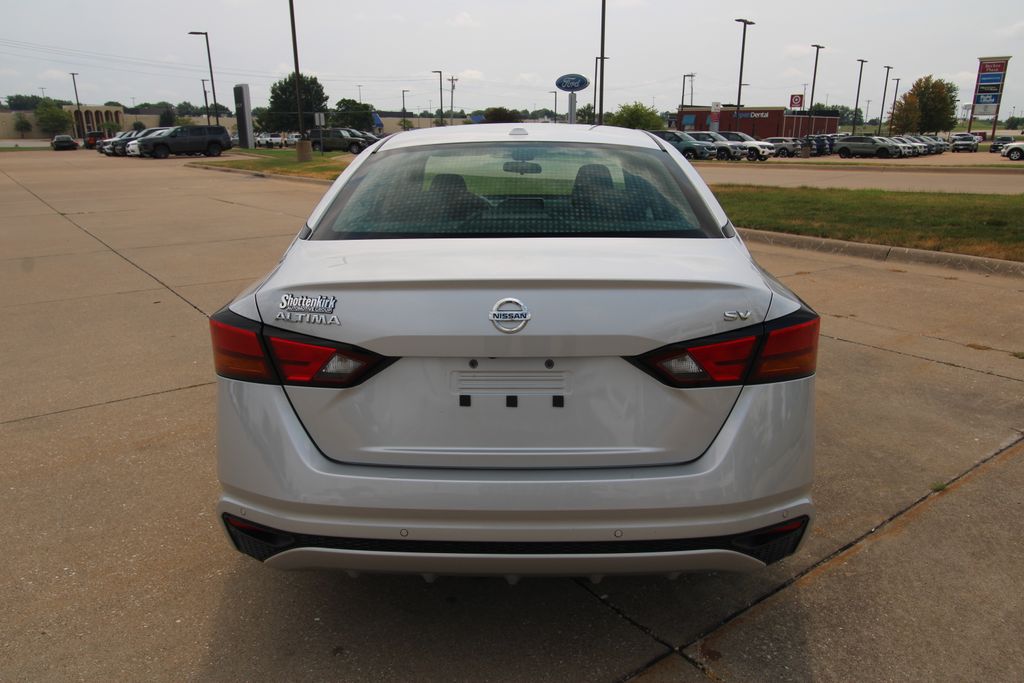 Used 2022 Nissan Altima Sedan