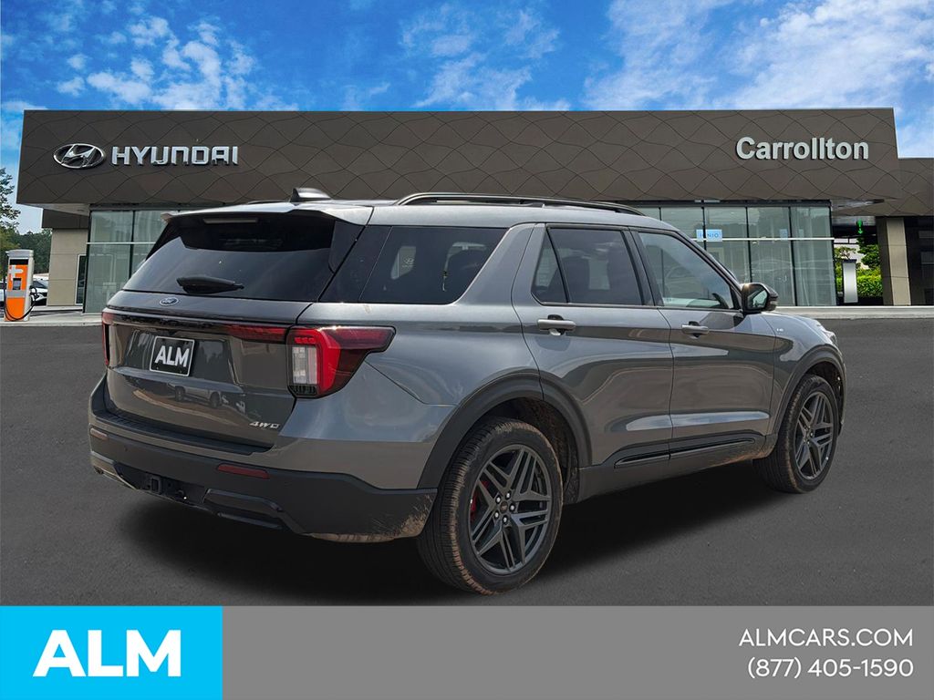2025 Ford Explorer ST-LINE - Photo 6