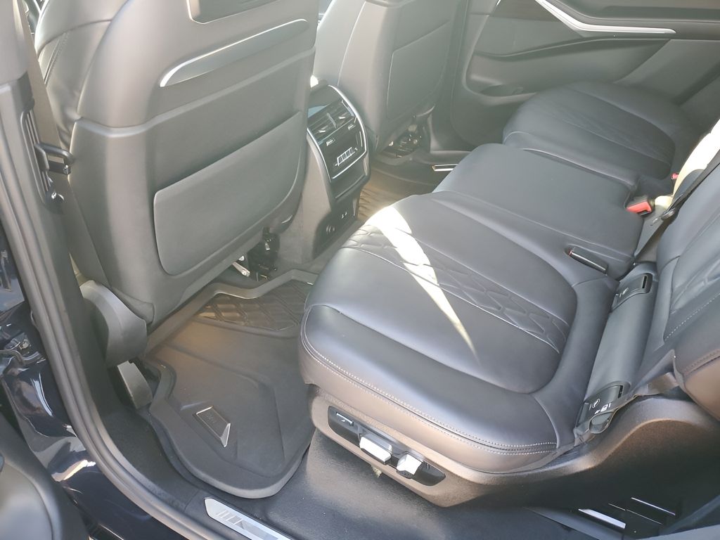 Used Car 2023 Bmw X7  Xdrive40i For Sale Under $60,000 In Austin, Texas