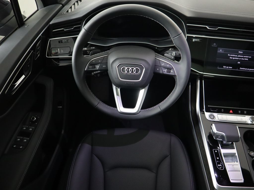 Thumbnail: 2026 Audi Q7 - 11