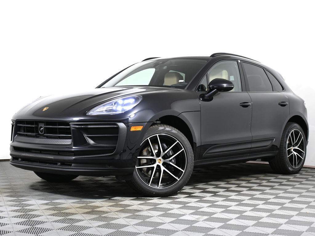 2024 Porsche Macan  -
                Warwick, RI