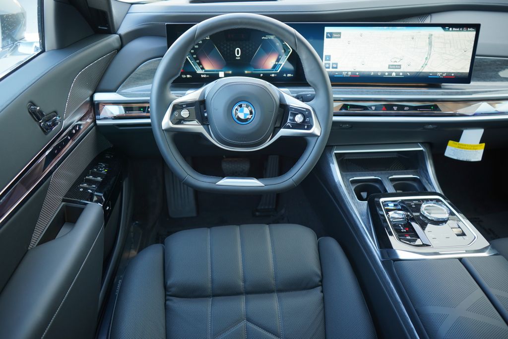 2024 BMW i7 eDrive50 16