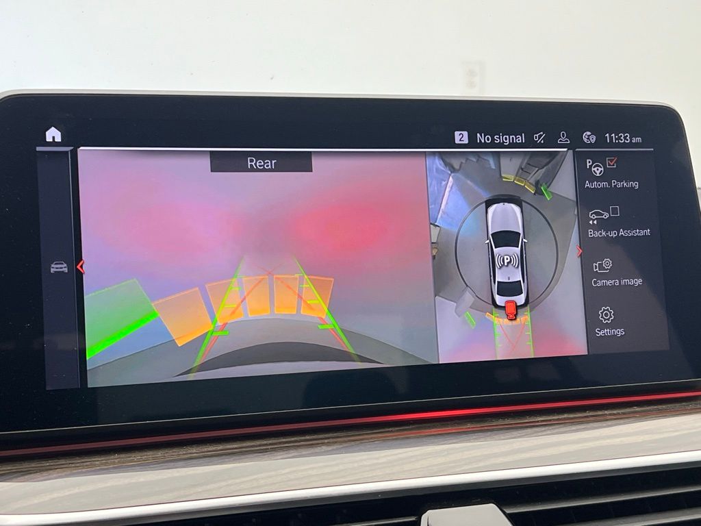 Thumbnail: 2021 BMW 5 Series - 16