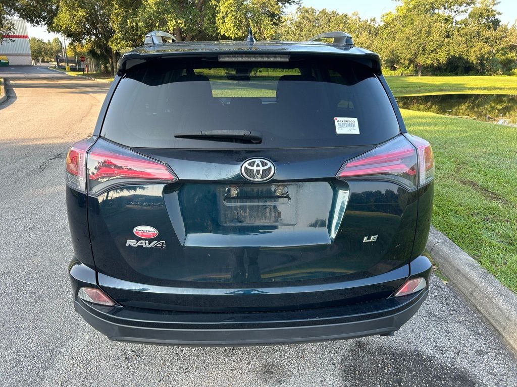 Thumbnail: 2017 Toyota RAV4 - 4