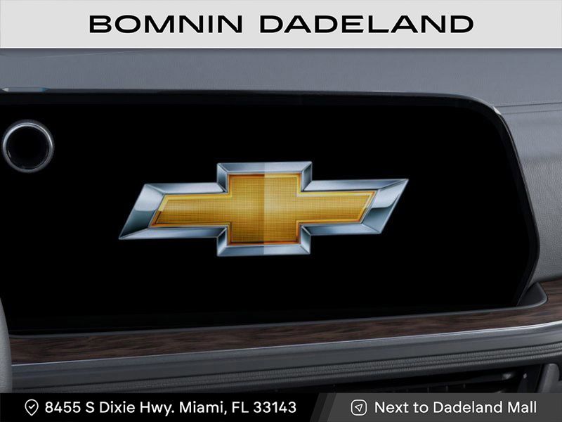 2025 Chevrolet Suburban LS photo
