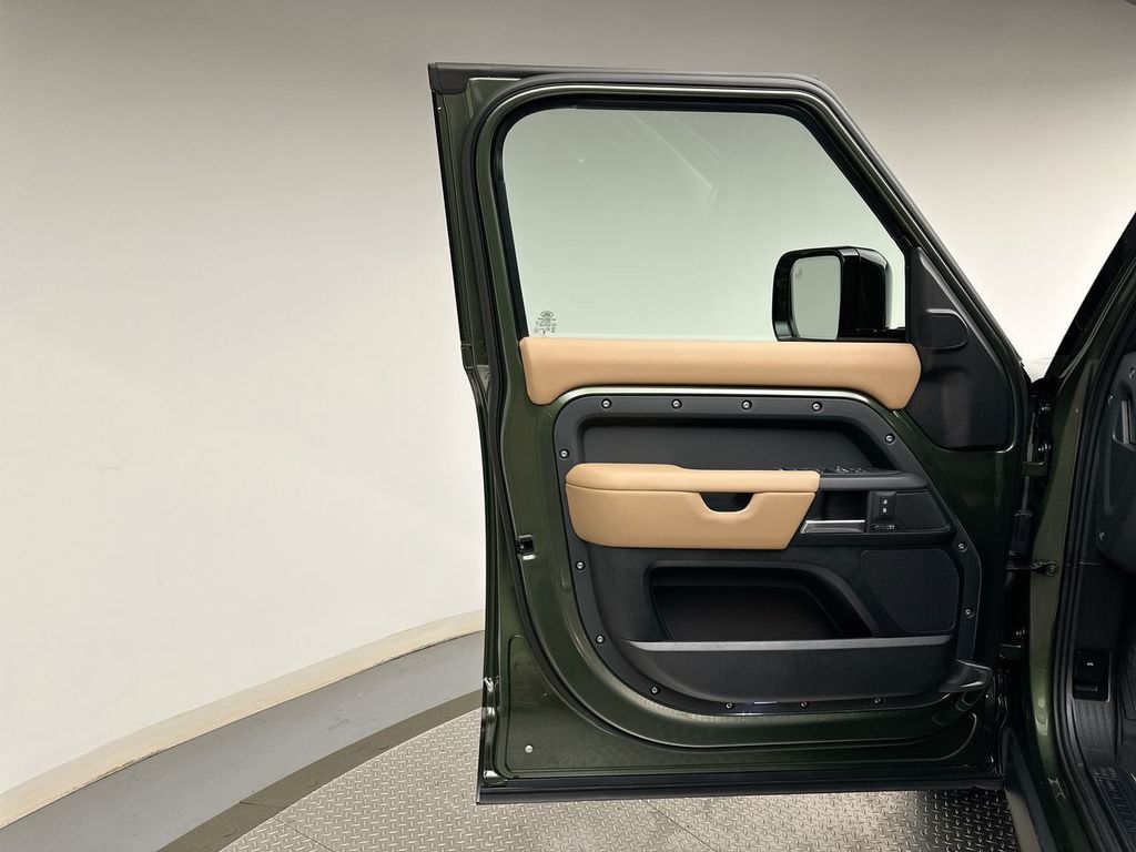 Thumbnail: 2026 Land Rover Defender - 17
