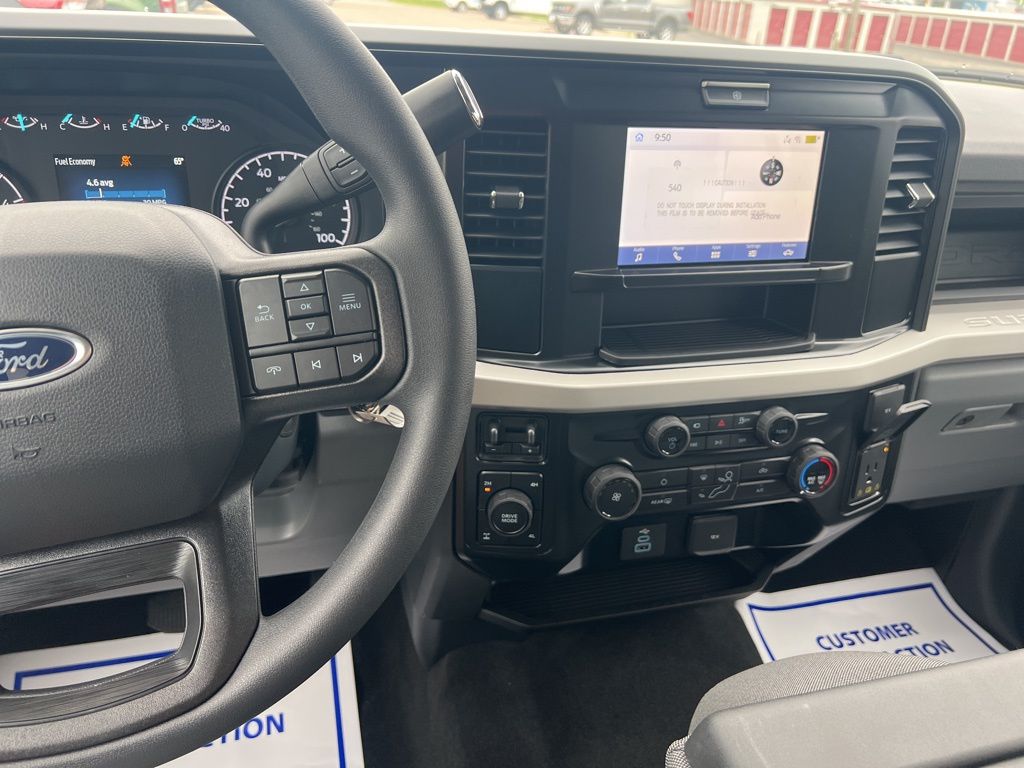 2025 Ford F-350SD