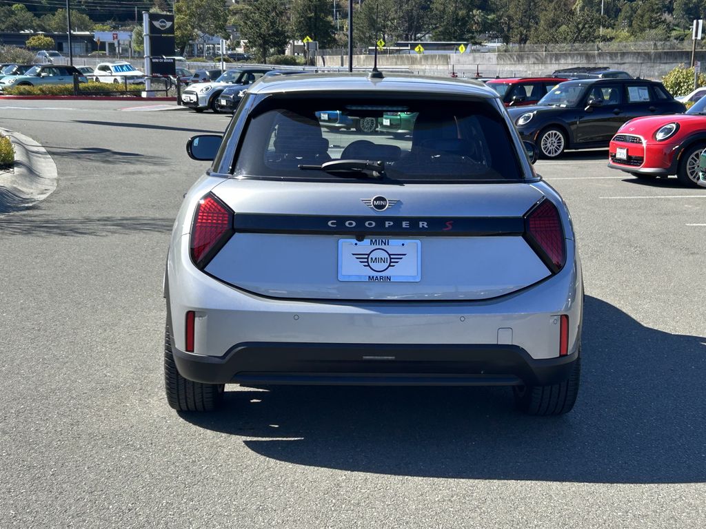 Thumbnail: 2025 MINI Cooper - 4