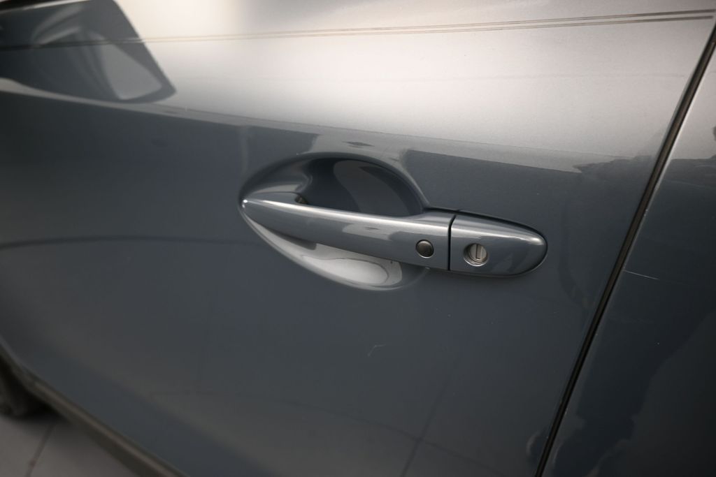 Used 2021 Polymetal Gray Mazda Carbon Edition image 34