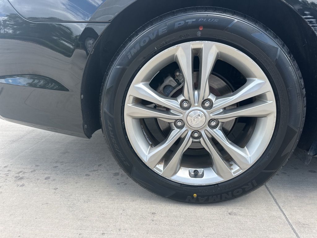 2018 Phantom Black Hyundai Sonata Limited FWD Sedan