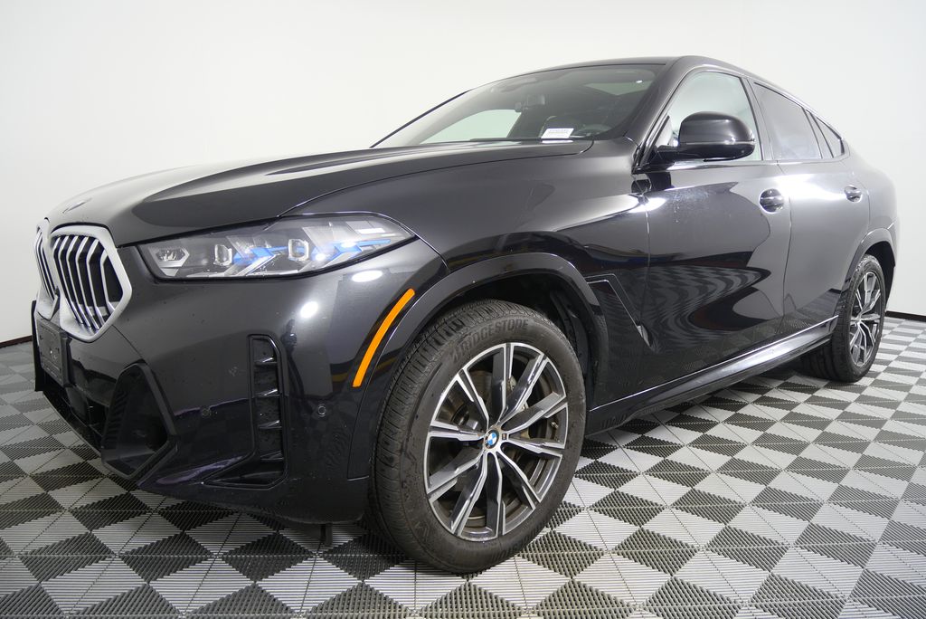 Thumbnail: 2025 BMW X6 - 8